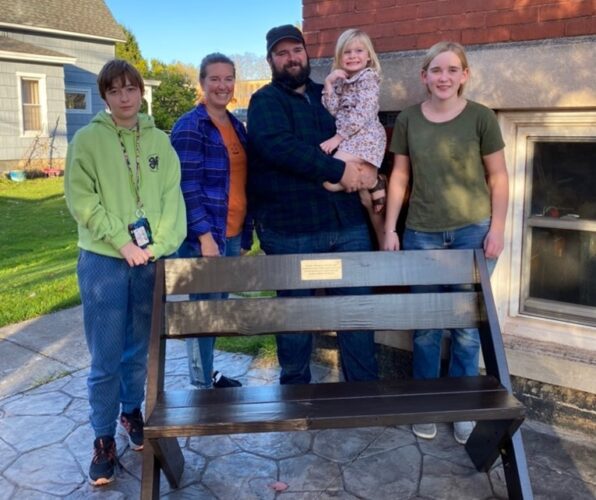 Club donates benches to library | News, Sports, Jobs - Observer Today